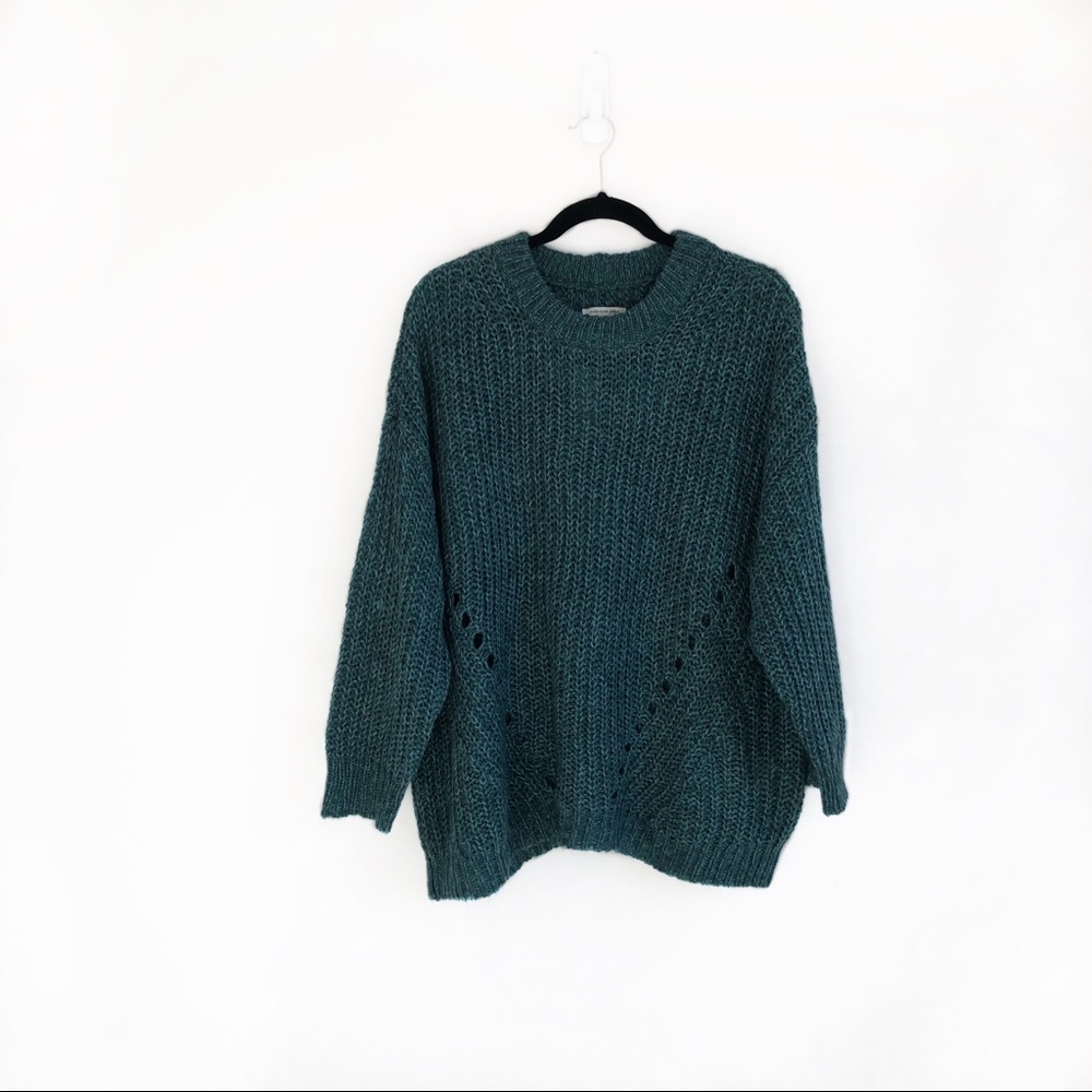 (NWT) American Eagle Sweater
